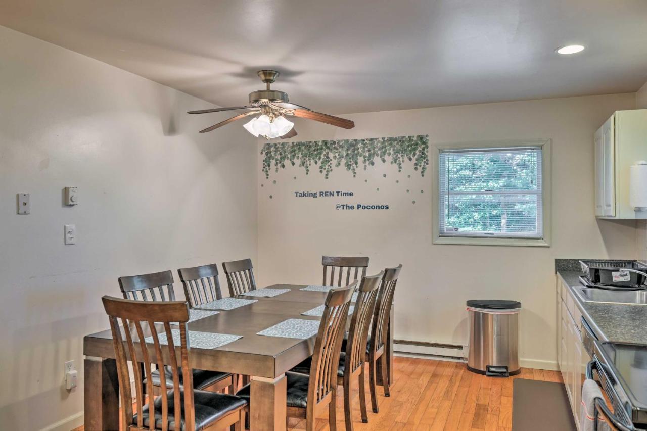 Hideout In Poconos With Private Hot Tub! Stroudsburg